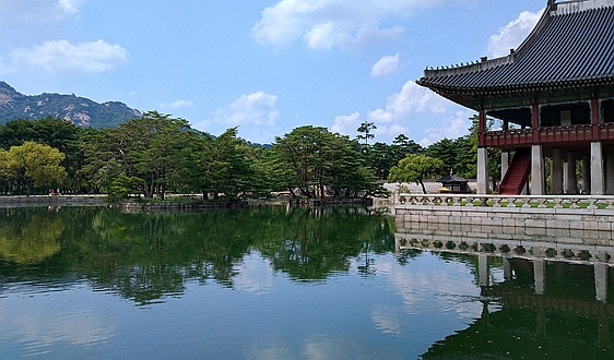 工信部等七部门联合印发《深入推动服务型制造创新发展实施方案（2025—2028年）》