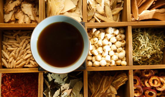 海南省加快推進中醫(yī)藥產(chǎn)業(yè)高質(zhì)量發(fā)展三年行動方案(2026-2028年)
